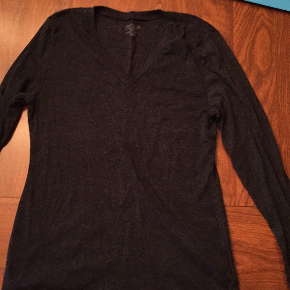 Women’s long sleeve Old Navy Perfect Tee